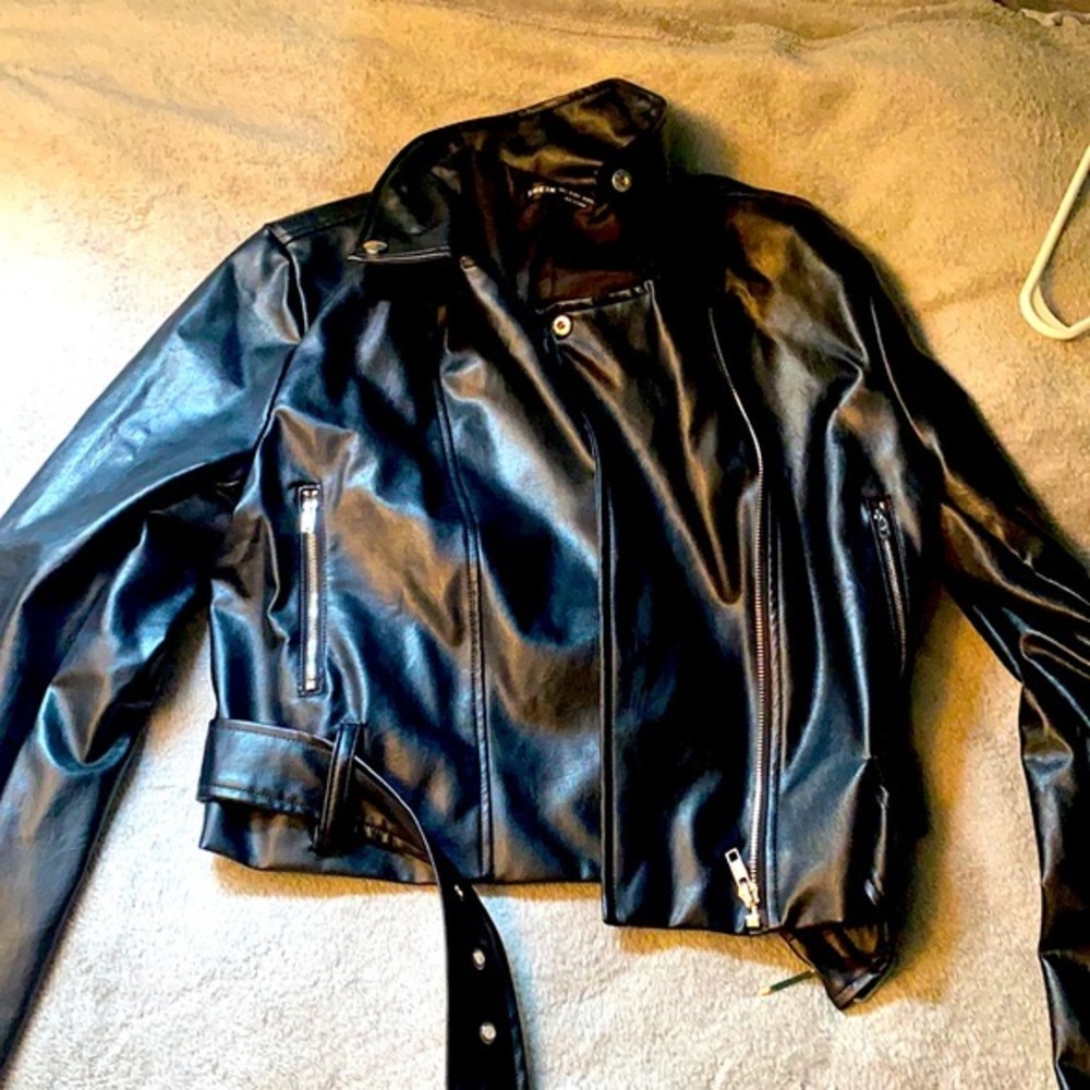 Black Cropped Leather Jacket